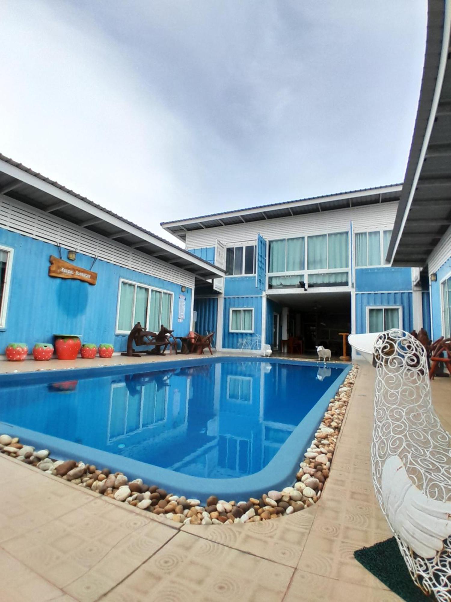 Farsai Homestay Lop Buri エクステリア 写真