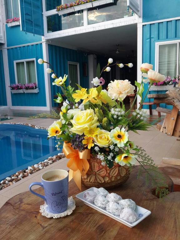 Farsai Homestay Lop Buri エクステリア 写真