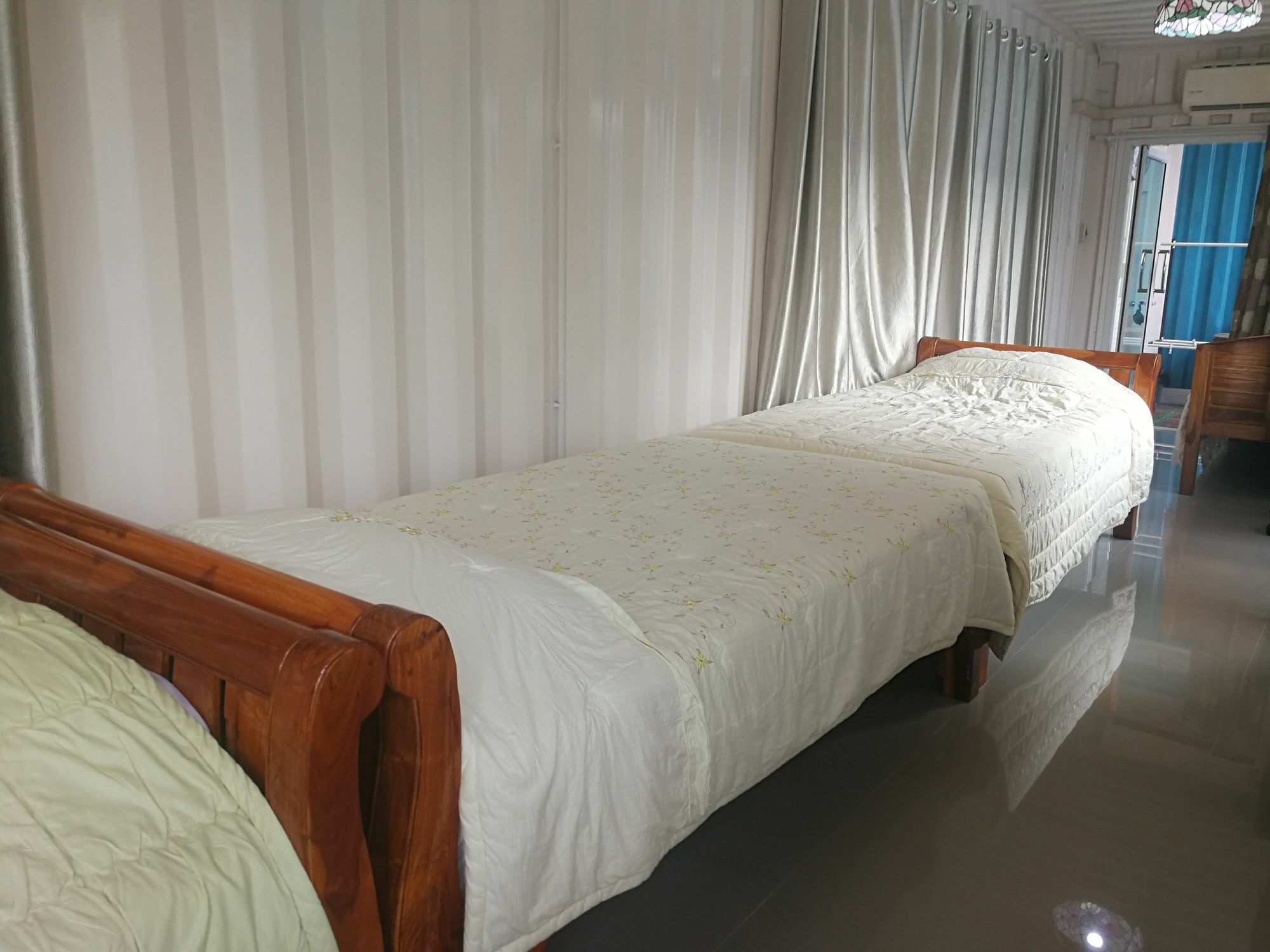 Farsai Homestay Lop Buri エクステリア 写真