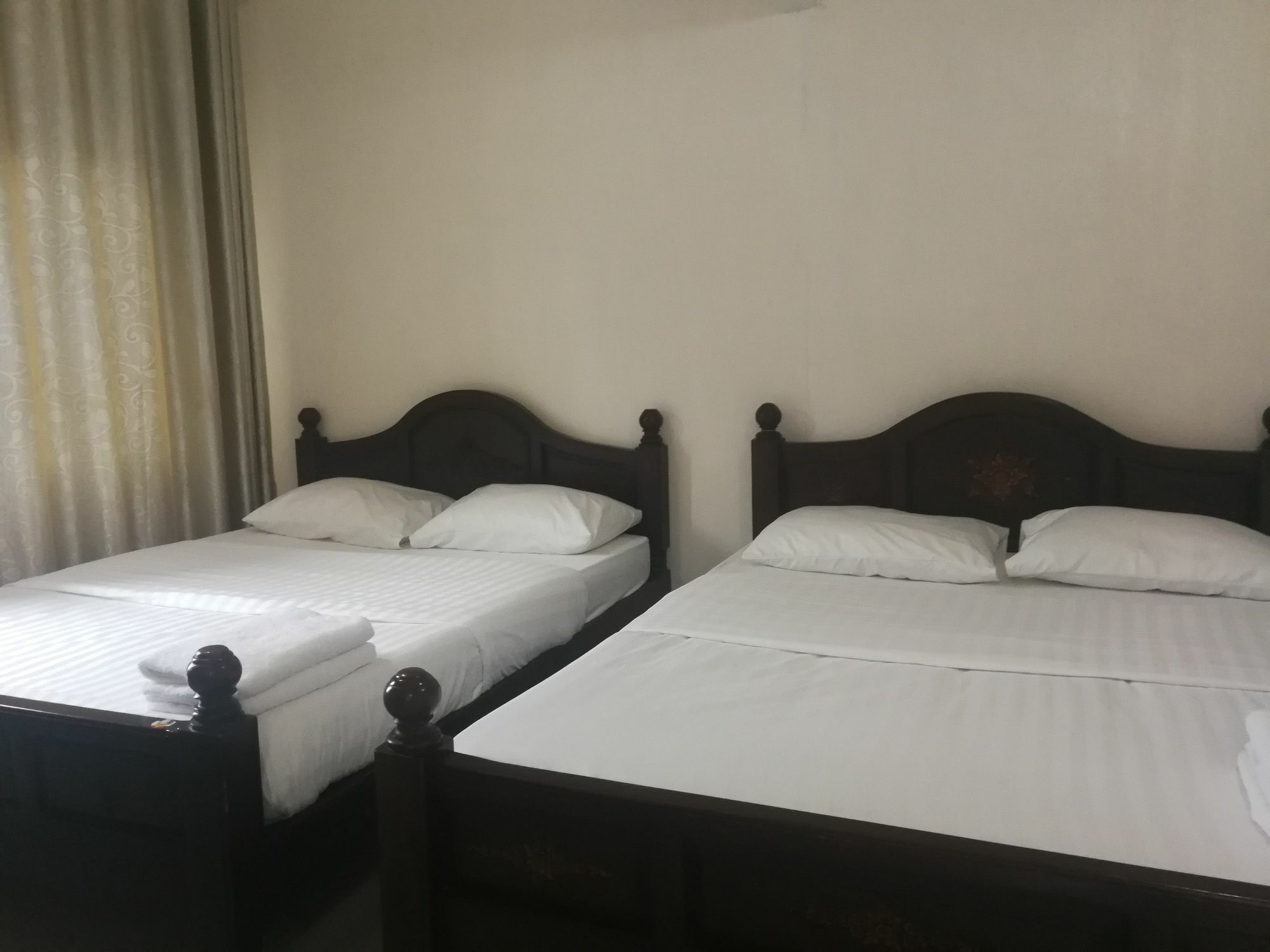 Farsai Homestay Lop Buri エクステリア 写真
